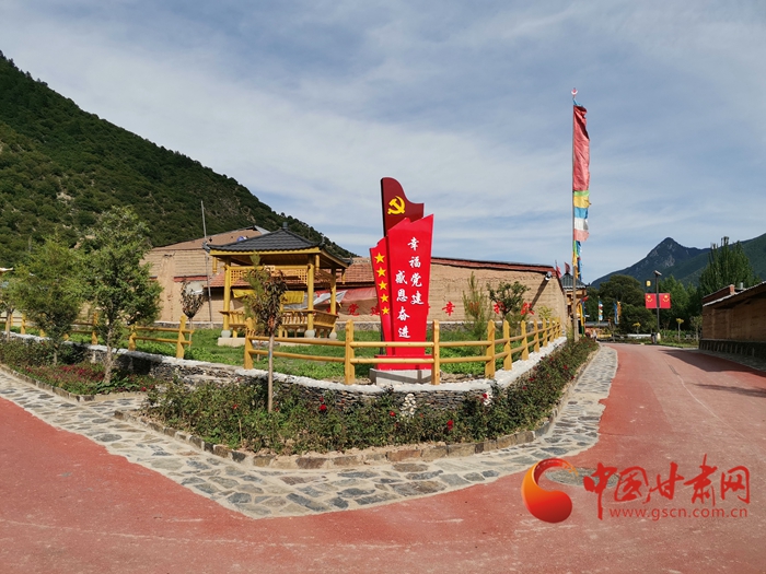 【蘭大新聞學子重走西北角】甘南迭部：村民吃上“文化飯”，搭上“旅游車”