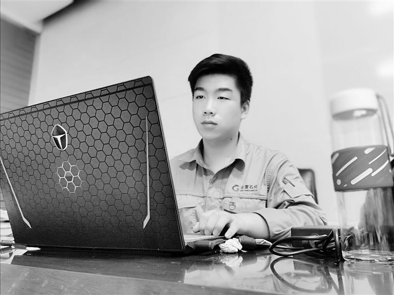 總書記的話兒記心間丨還沒畢業(yè)，工作就落實(shí)了!