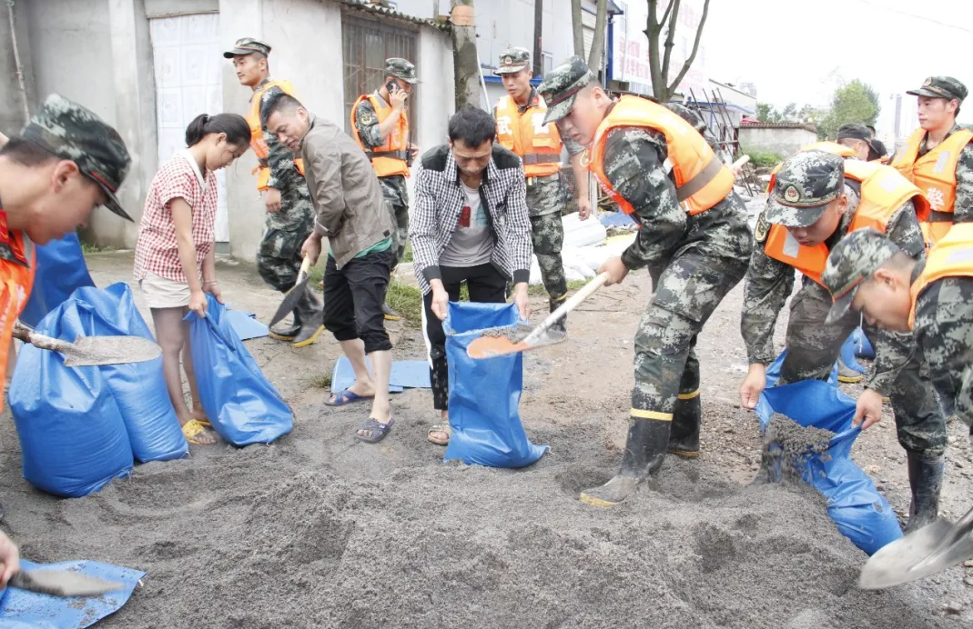 為隴南戰(zhàn)“洪”鼓與呼——中央省級媒體采訪報(bào)道隴南抗洪搶險救災(zāi)紀(jì)實(shí)