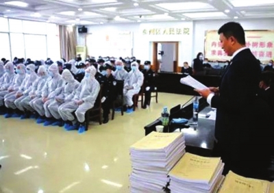 天水秦州區(qū)開審18人涉惡案 被控涉嫌敲詐勒索、尋釁滋事、開設(shè)賭場等