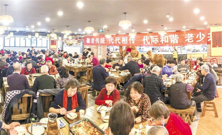 孝滿金城、德潤(rùn)人心 蘭州市舉辦第六屆千叟宴感恩活動(dòng)