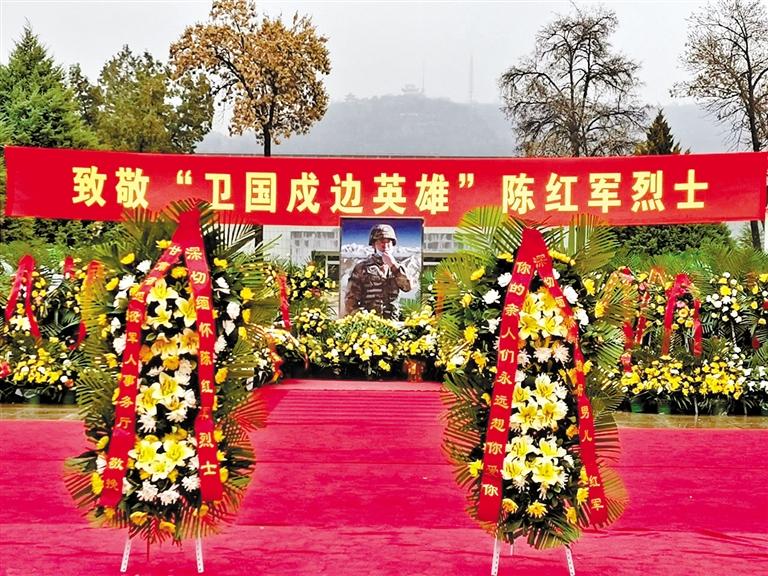 又是一年清明時(shí) 金城嗚咽祭英魂 “紅軍，我們看你來(lái)了！”