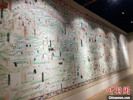 圖為展覽現(xiàn)場(chǎng)?！〗瓧顭?攝