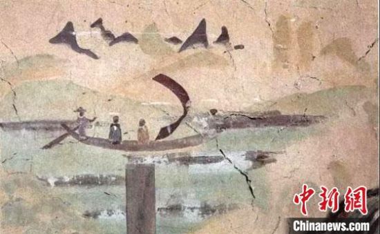 “一人搖櫓晃扁舟，兩人撐篙水上漂。”圖為莫高窟第323窟《搖櫓帆船》（初唐）?！《鼗脱芯吭汗﹫D
