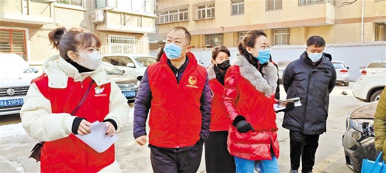 【新春走基層】解決雞毛蒜皮 感受社區(qū)“微幸?！?>
        </a><em>【新春走基層】解決雞毛蒜皮 感受社區(qū)“微幸?！?/em></li>
    <li><a  target=
