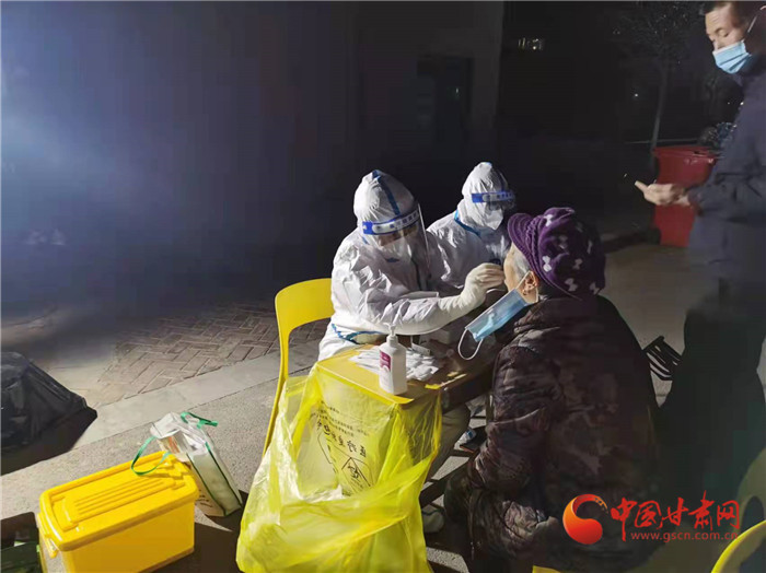 專家詳解新版新冠診療方案：為何輕型病例可以不住院了？