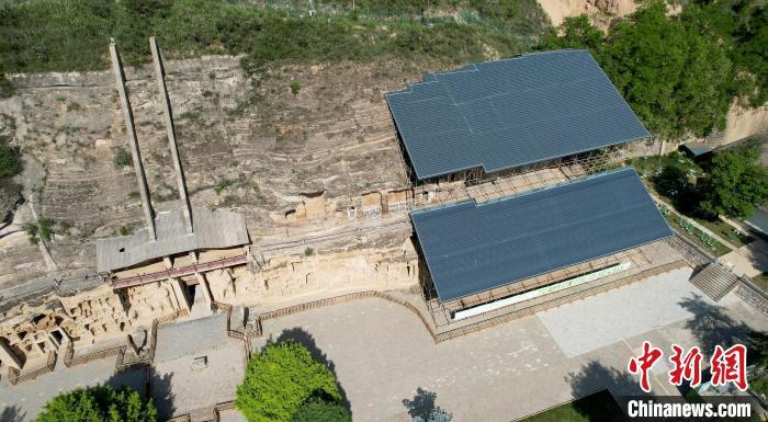圖為航拍視角下的北石窟寺。　艾慶龍 攝