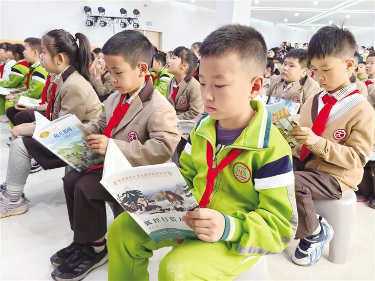 提供多元文化體驗(yàn)讓書(shū)香融入日常生活