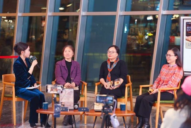 簡·奧斯丁250周年誕辰 傳記《她比時(shí)代快半步》出版