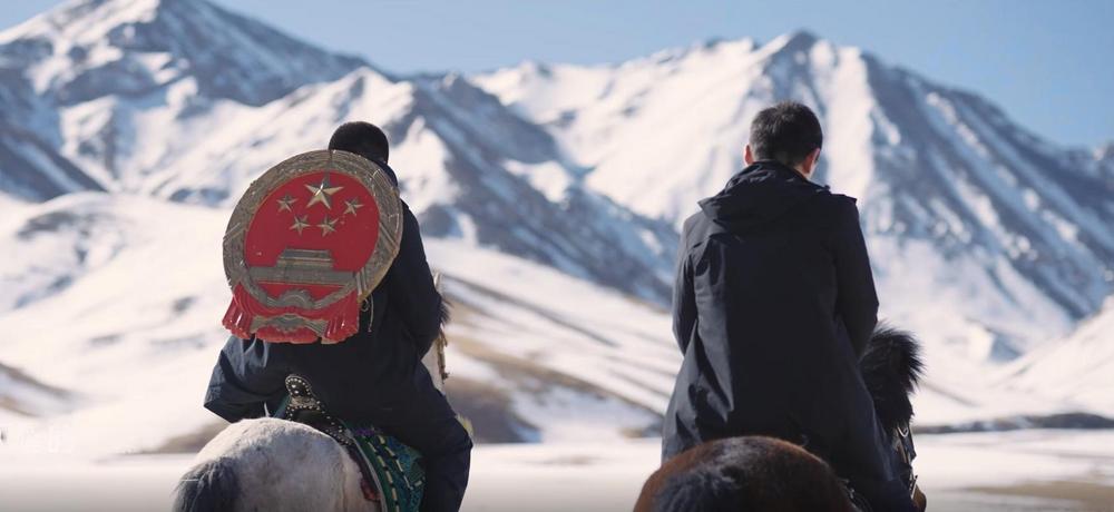 黨河鑄魂守初心 “馬背”執(zhí)槌護(hù)商安